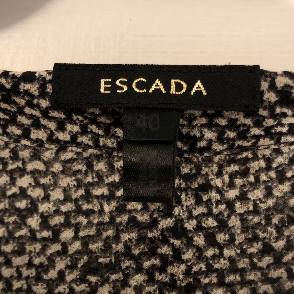 Escada Black and White Sheer Ruffle Blouse Size 8 (Medium) EU 40